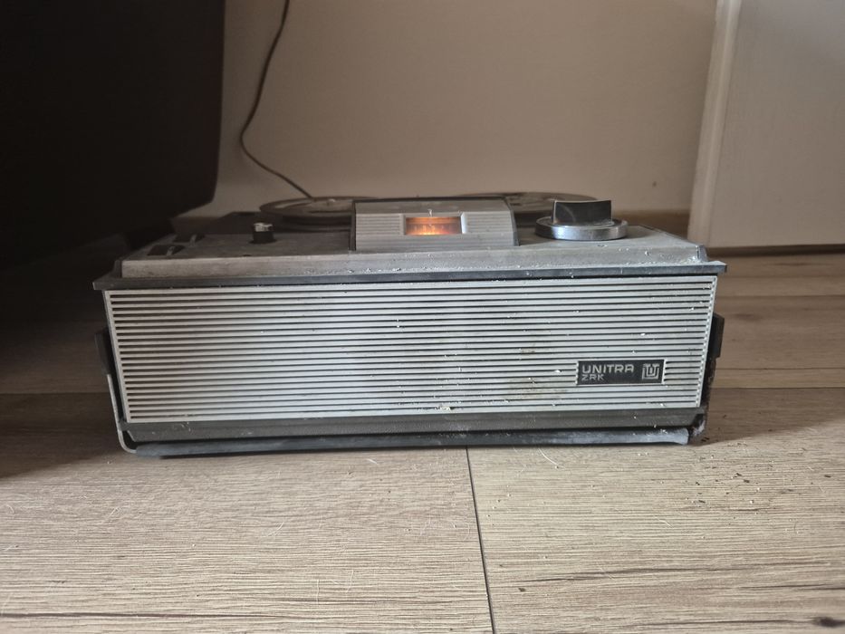 Magnetofon szpulowy Unitra ZRK