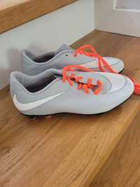 Korki Nike Bravata FG II 37.5