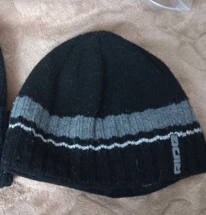 Шапка мужская,зимняя,на флисе.