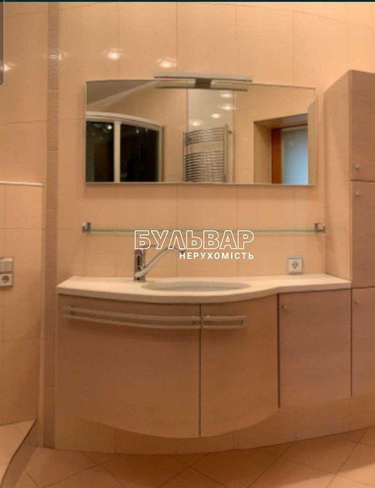 Сдам 4 к.кв  - 190 м2, Новострой, ЖК Азарин, Отакара Яроша 16-Б