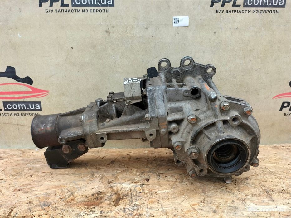 Jeep Compass 11-16 2.2 Patriot раздаточная коробка раздатка 05273456AB