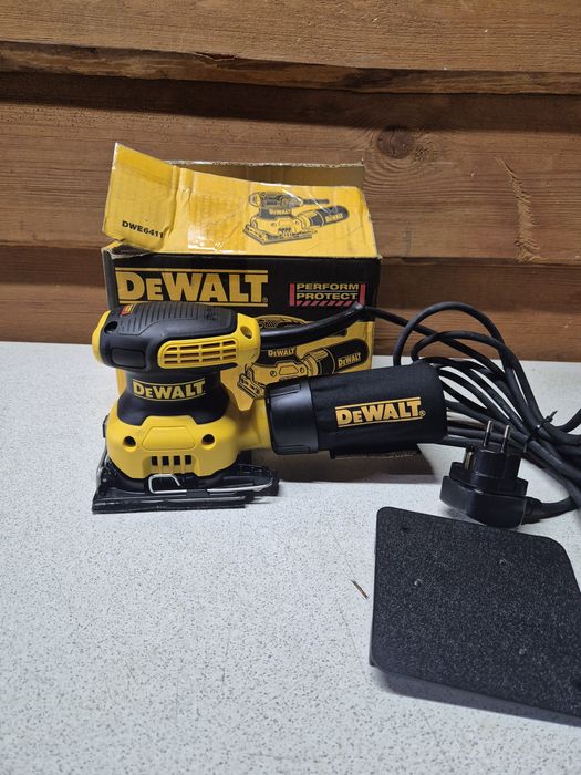DeWalt Szlifierka Oscylacyjna DWE6411