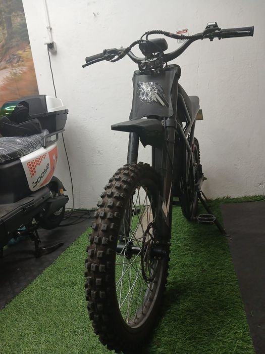 Gt 73 moto cross eletrica 2 baterias como nova