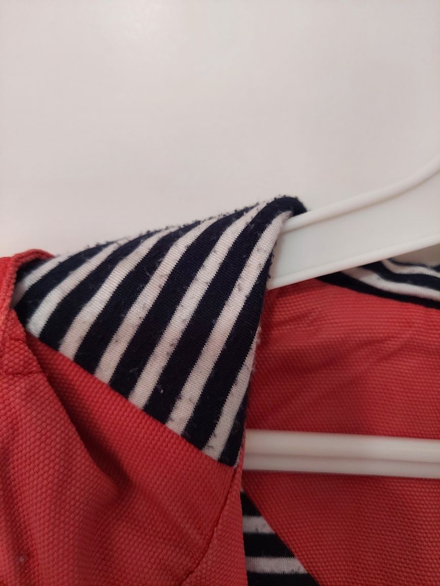 Kurtka przeciwdeszczowa lekka wiosenna czerwona, plus size EU 44