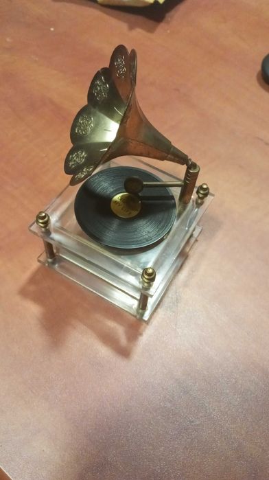 Stara pozytywka gramofon sprawna