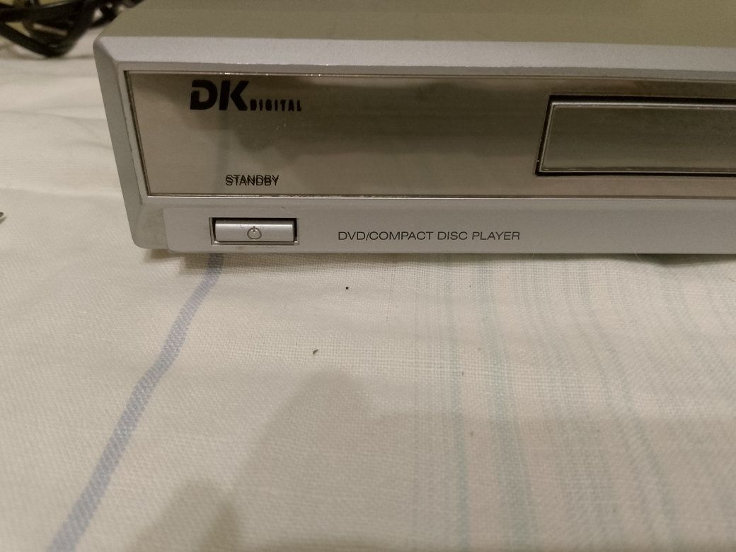 Продаю DVD/CD програвач DK Digital