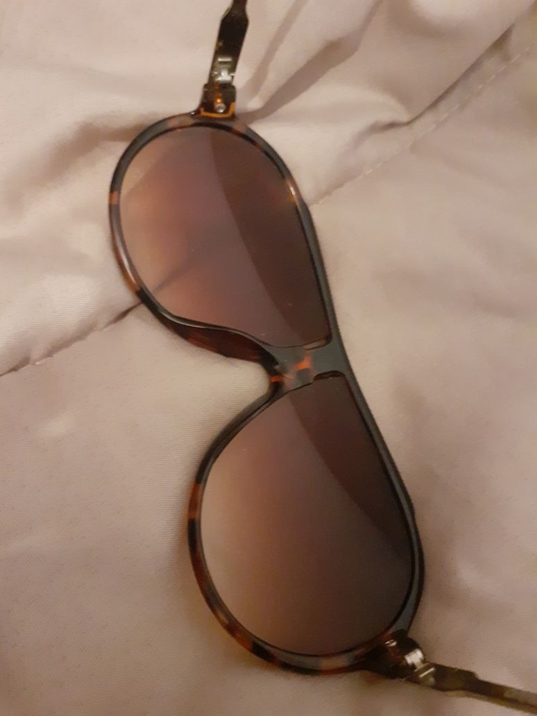 Óculos de sol estilo Carrera