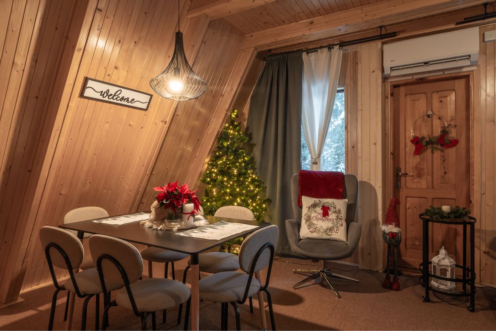 Domek w lesie z jacuzzi, magiczny klimat,narty,lodowisko,sanki