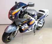 Honda CBR 900 RR FIREBLADE zachowany w oryginale CBR900RR SC33