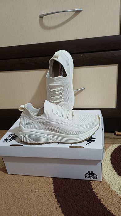 Кроссовки женские Skechers женская обувь 37,5 размер