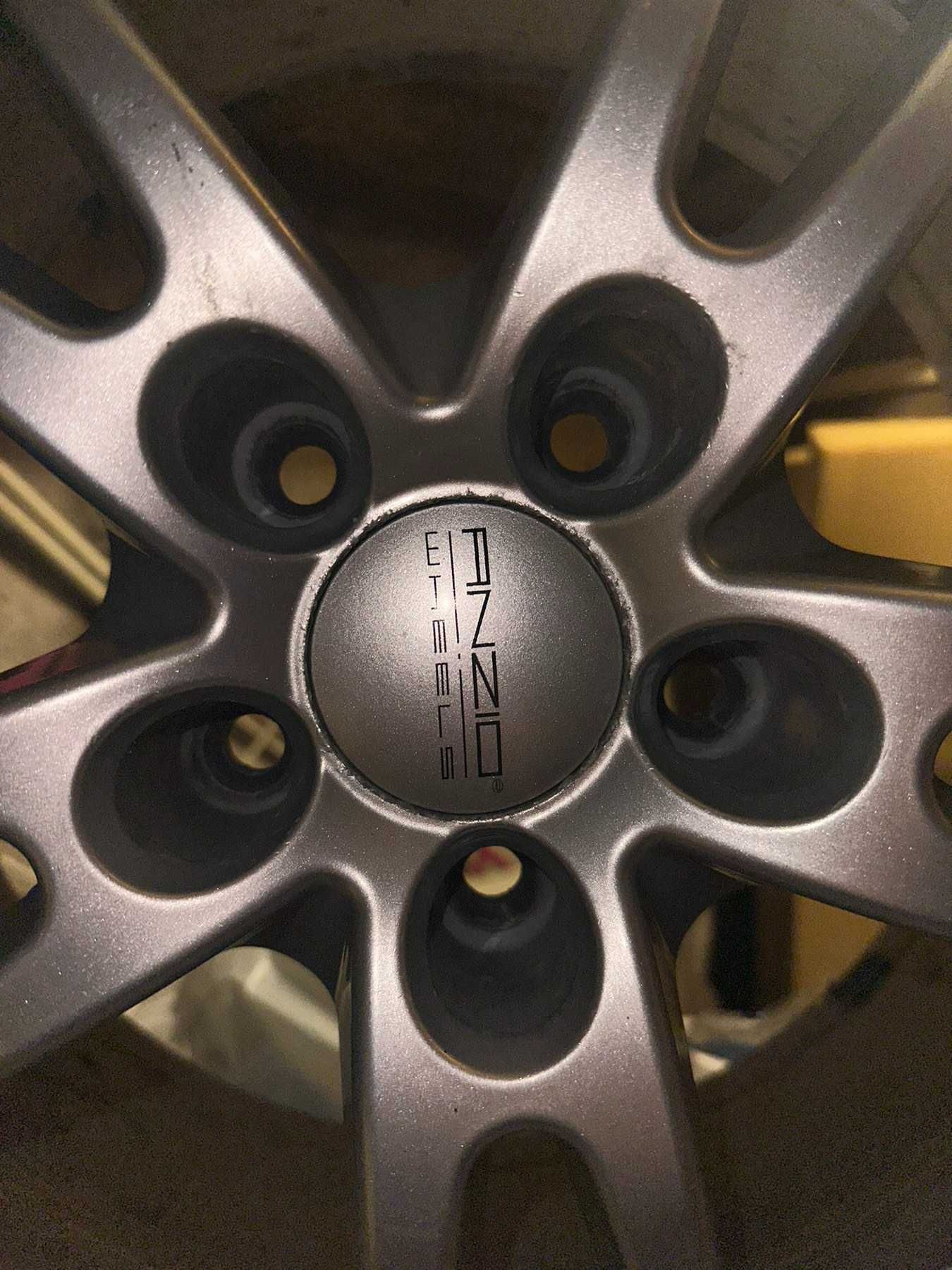 Felgi Anzio + opony zimowe Bridgestone