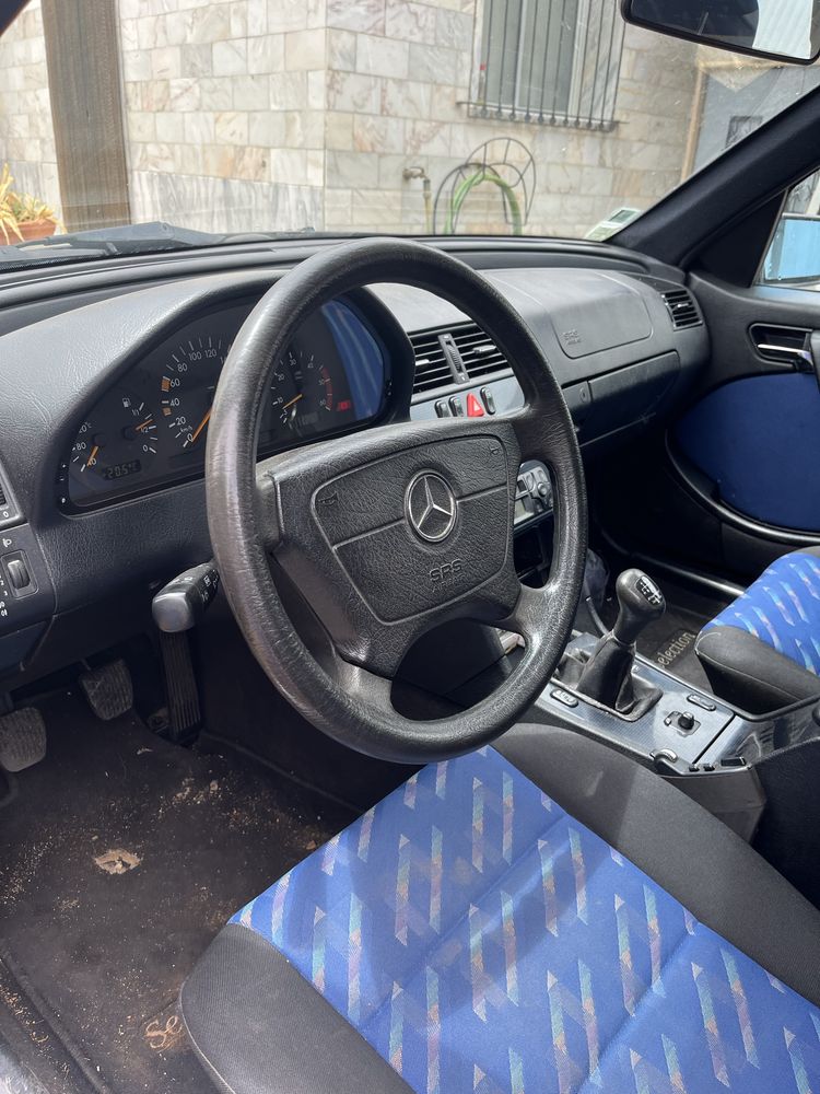 Mercedes-Benz C220 (carrinha)
