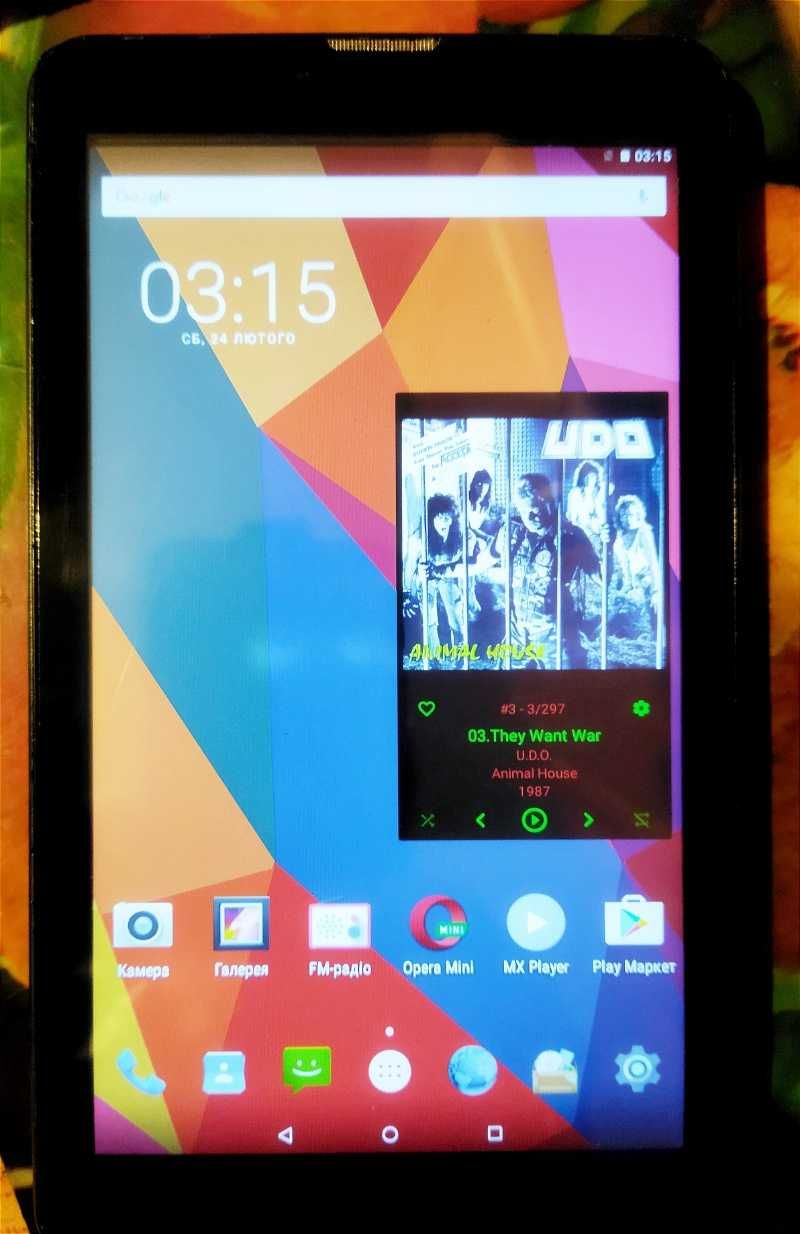 Продам планшетний ПК Bravis NB 754 6,95''3G