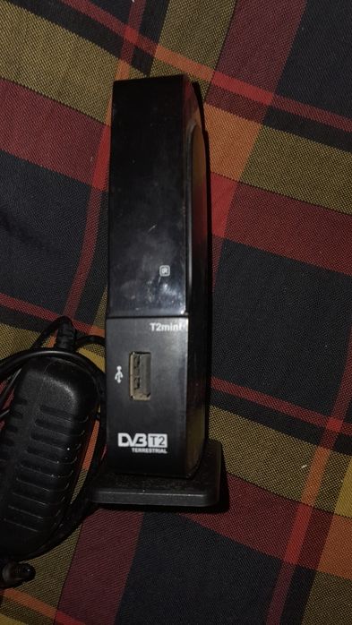 Телевізор Artel + тюнер