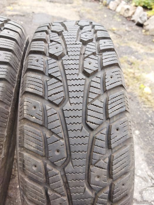 Продам зимнюю резину 175/70R13 в новом состоянии