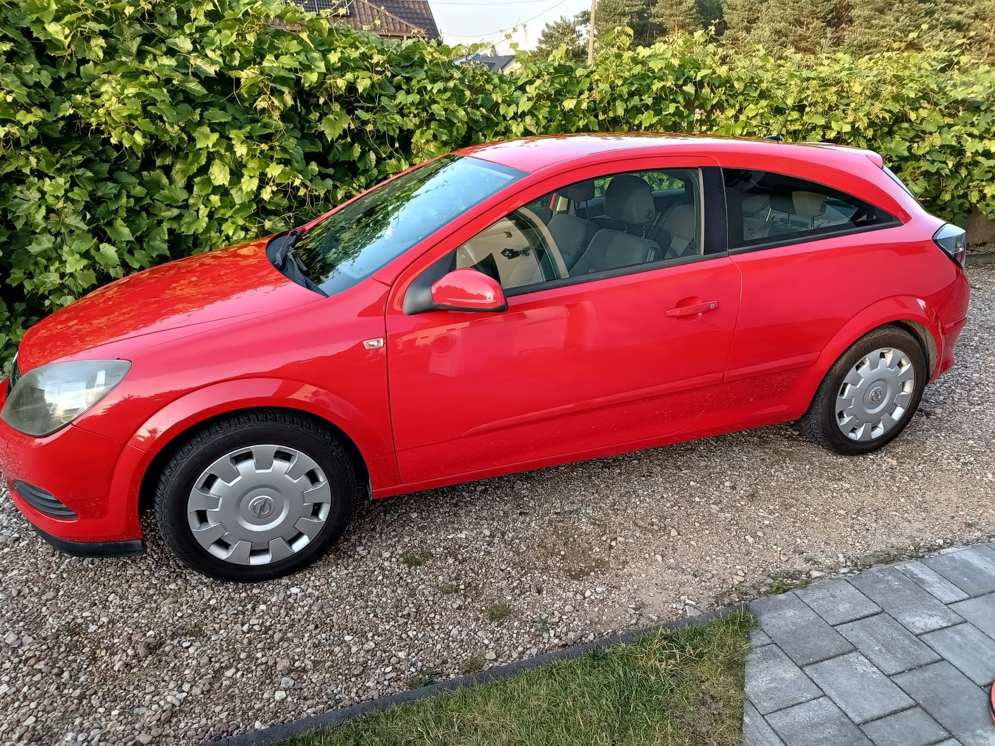 Astra H GTC 1.6 116 KM Mały przebieg