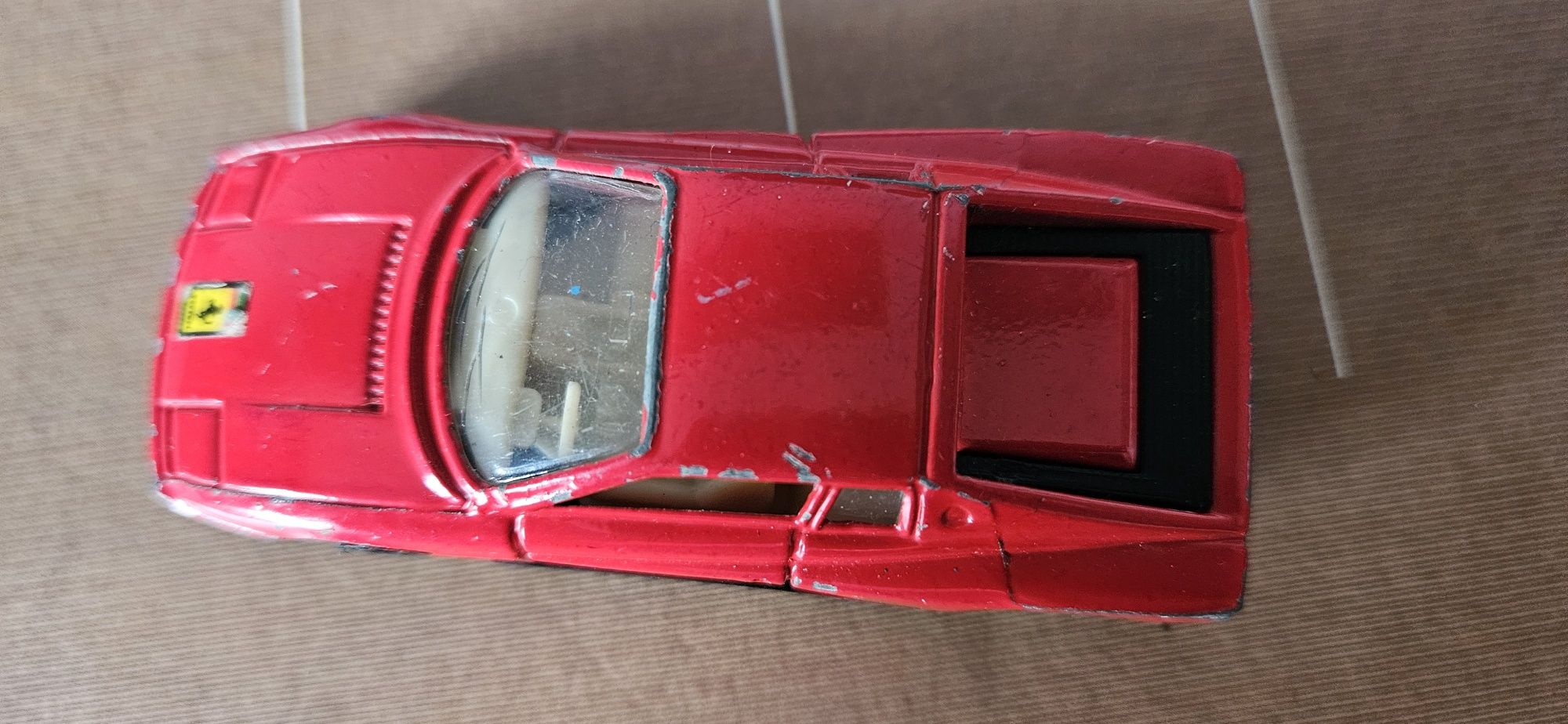 Ferrari testarossa resorak