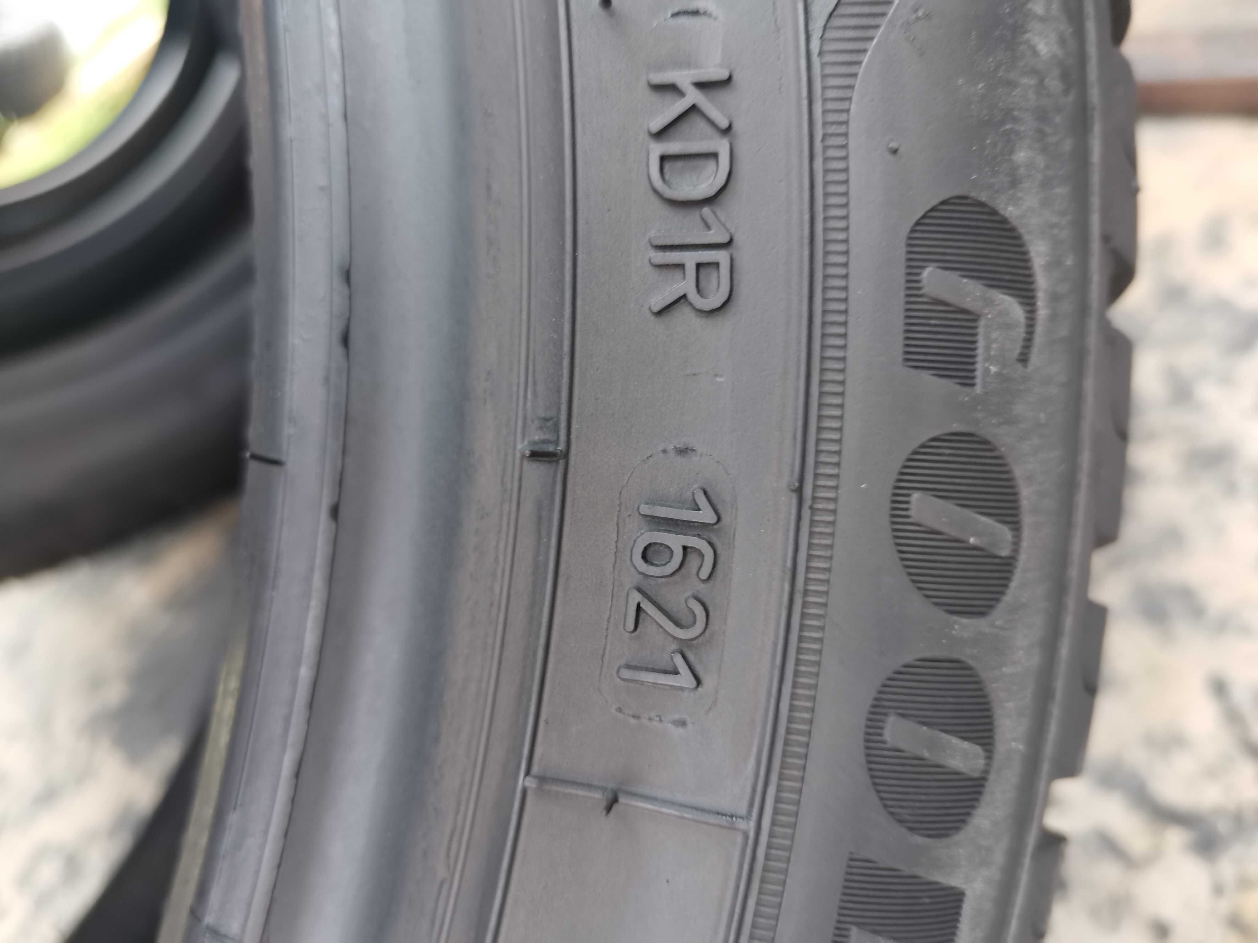 zima Goodyear 225/50/18 z 2021r 8.5mm 4szt