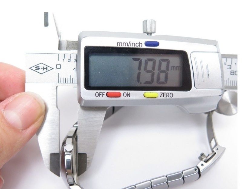 Zegarek Rado z 4 diamentami 153.0495.3