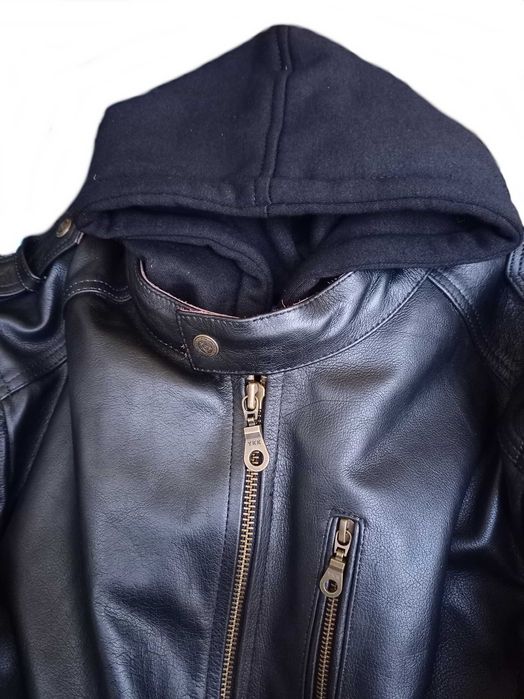 Nowość Kurtka skórzana do chodzenia z kapturem rozmiarówka Ciepła Hit