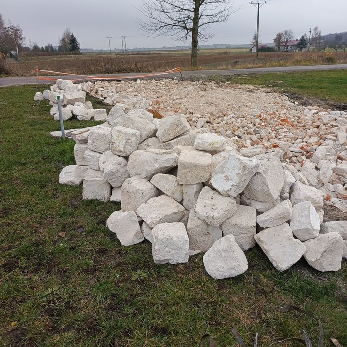 Oddam pustaki rozbiórkowe