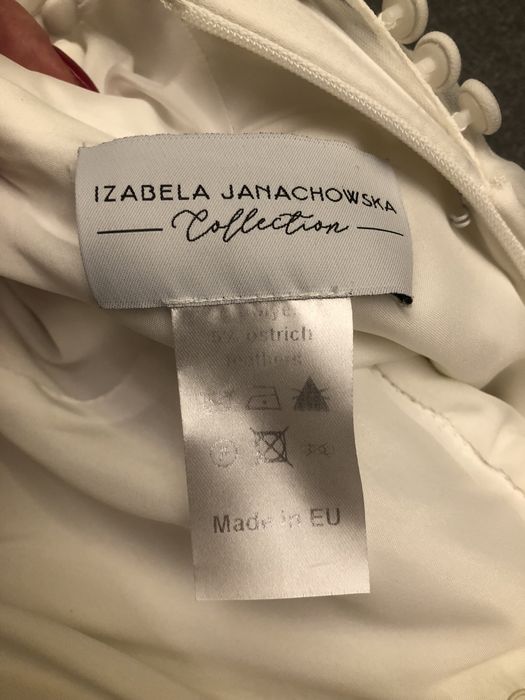 Nietuzinkowa ślubna skunia Izabela Janachowska 38