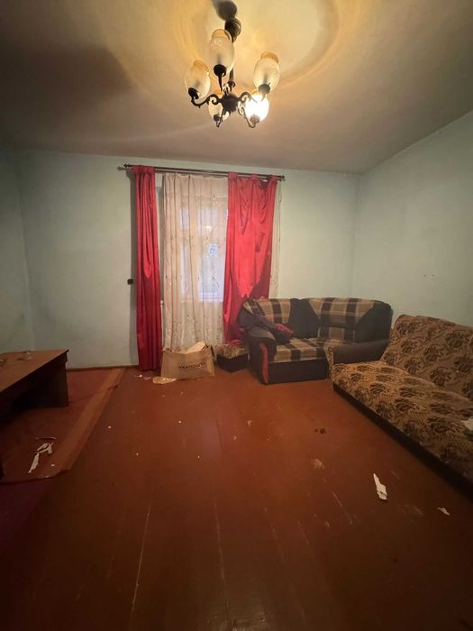 Продається будинок в селі Улашківці.