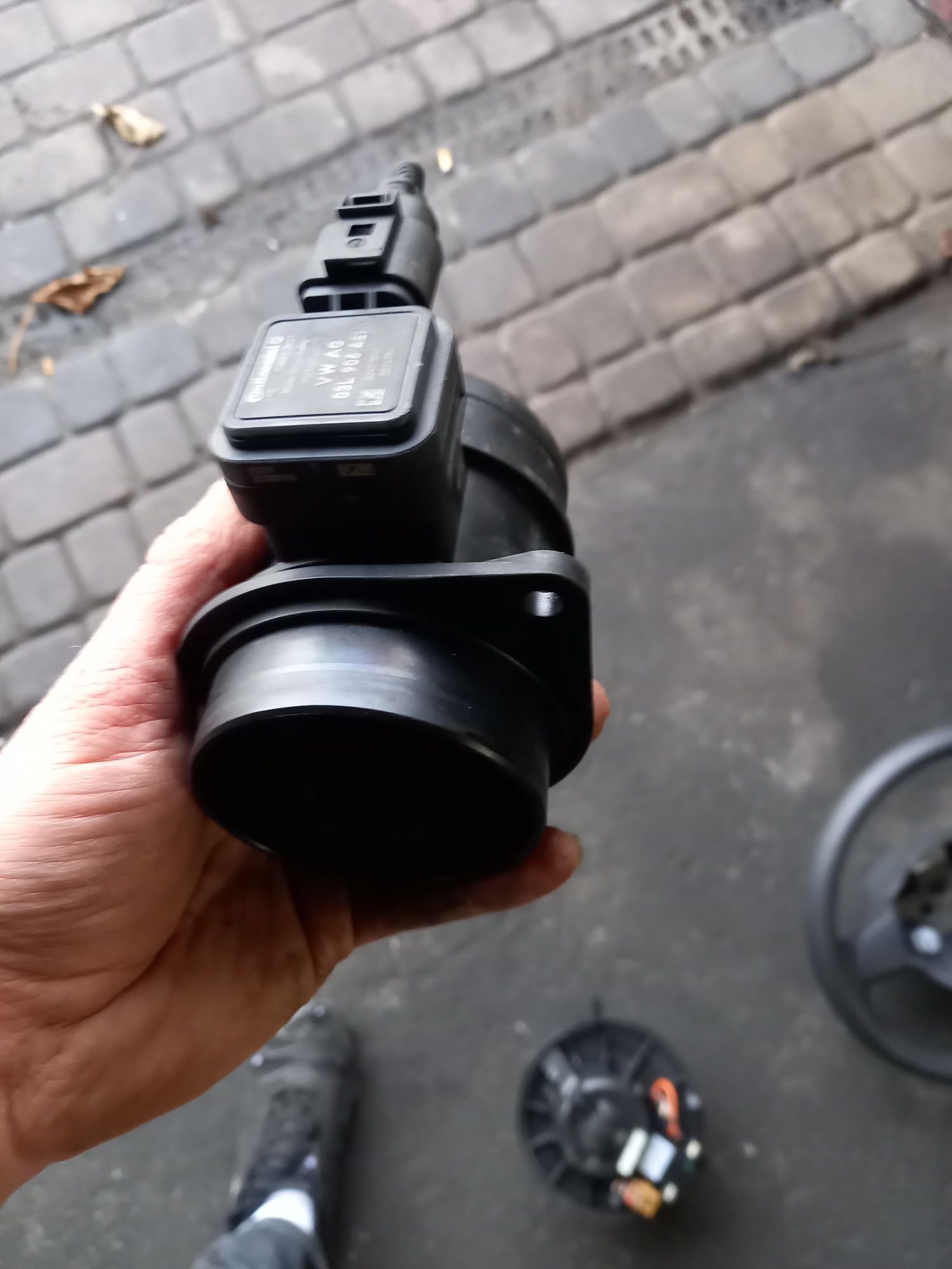 Przepływomierz vw golf 6 1.6 tdi