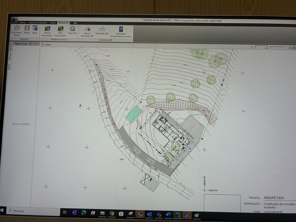 Terreno com projeto aprovado para moradia unifamilar