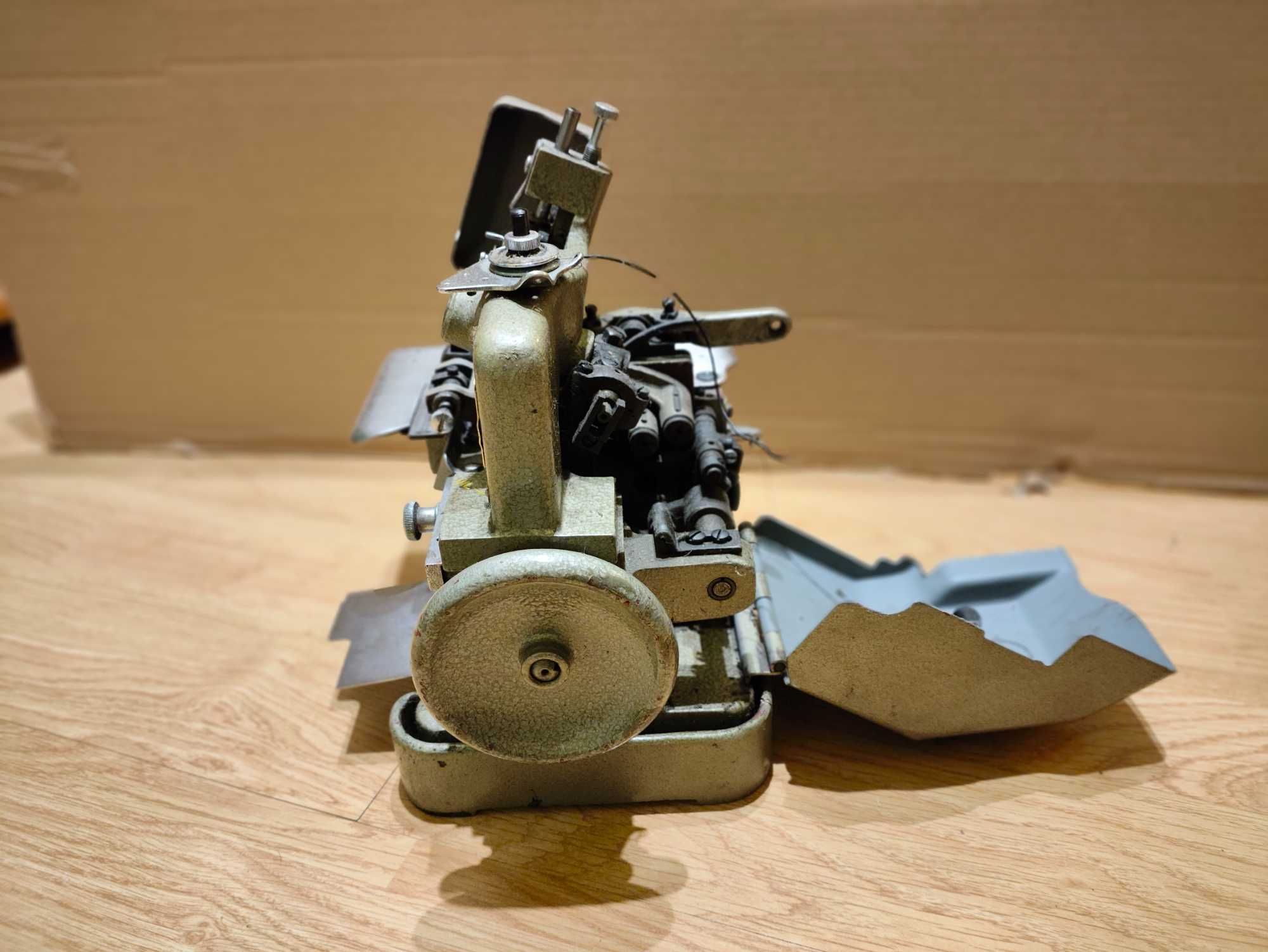 Overlock 3-nitkowy chiński T-103