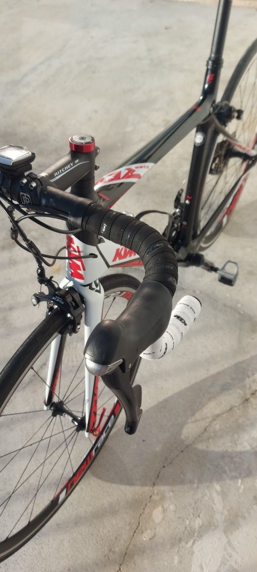 Bicicleta de estrada carbono KTM
Vendo porq