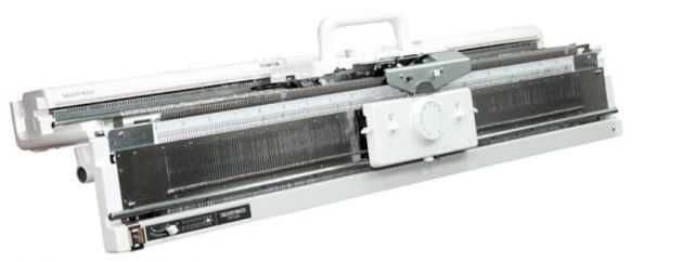 В'язальна машина двухфонтурна комп'ютерна Silver Reed SK840 / SRP60N