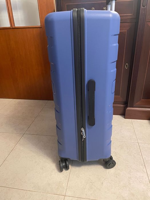 Mala de viagem grande azul, da Paco Martinez (Nova)