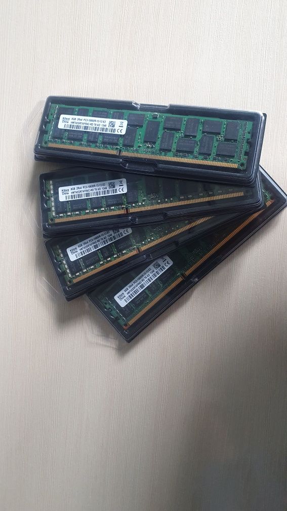 Память 8GB DDR3 PC3-10600R