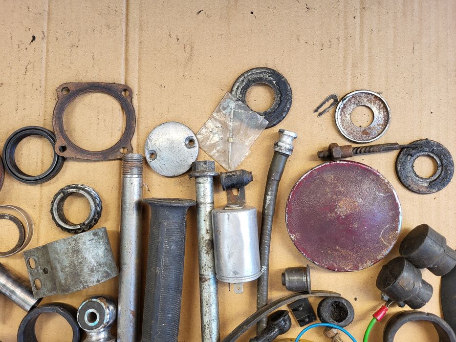 Pakiet części motocyklowych WSK 125 175 oś klakson pokrowiec Simson WF