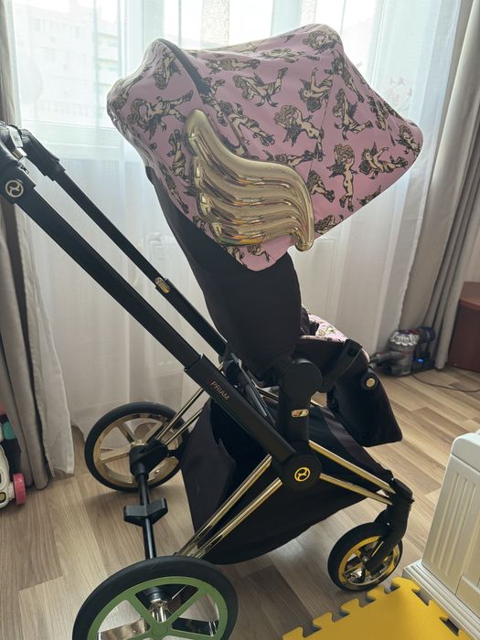 Cybex Priam  by Jeremy Scott