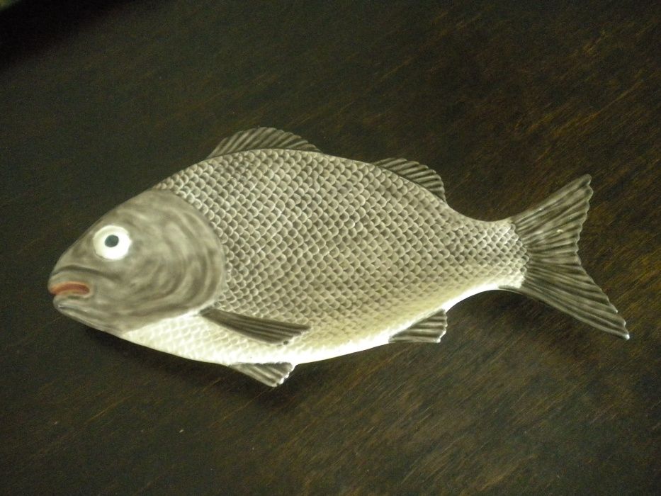 Travessa peixe vidrada numerada marcada Made In Portugal