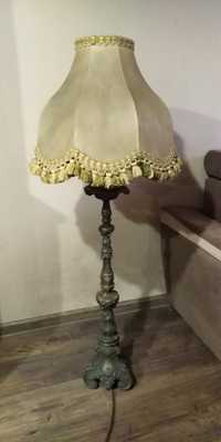 Stara mosiężna lampa podłogowa