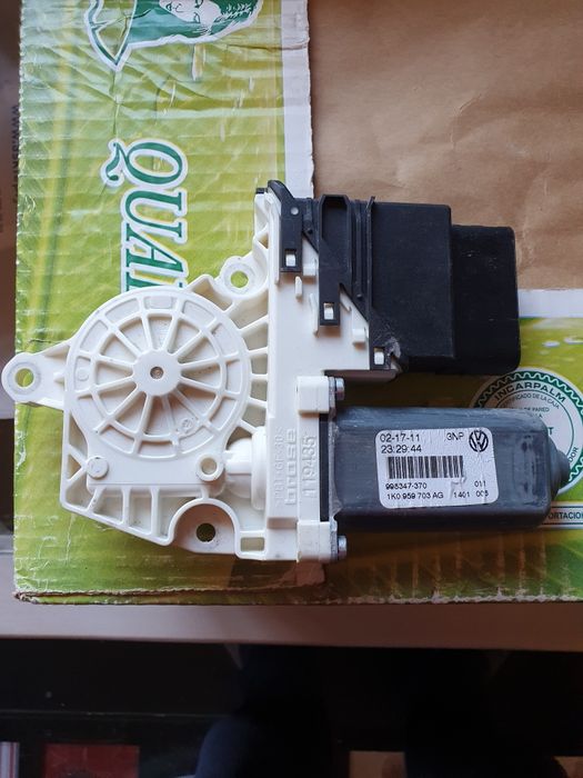 Моторчик стеклоподьемника vw golf 6, jetta