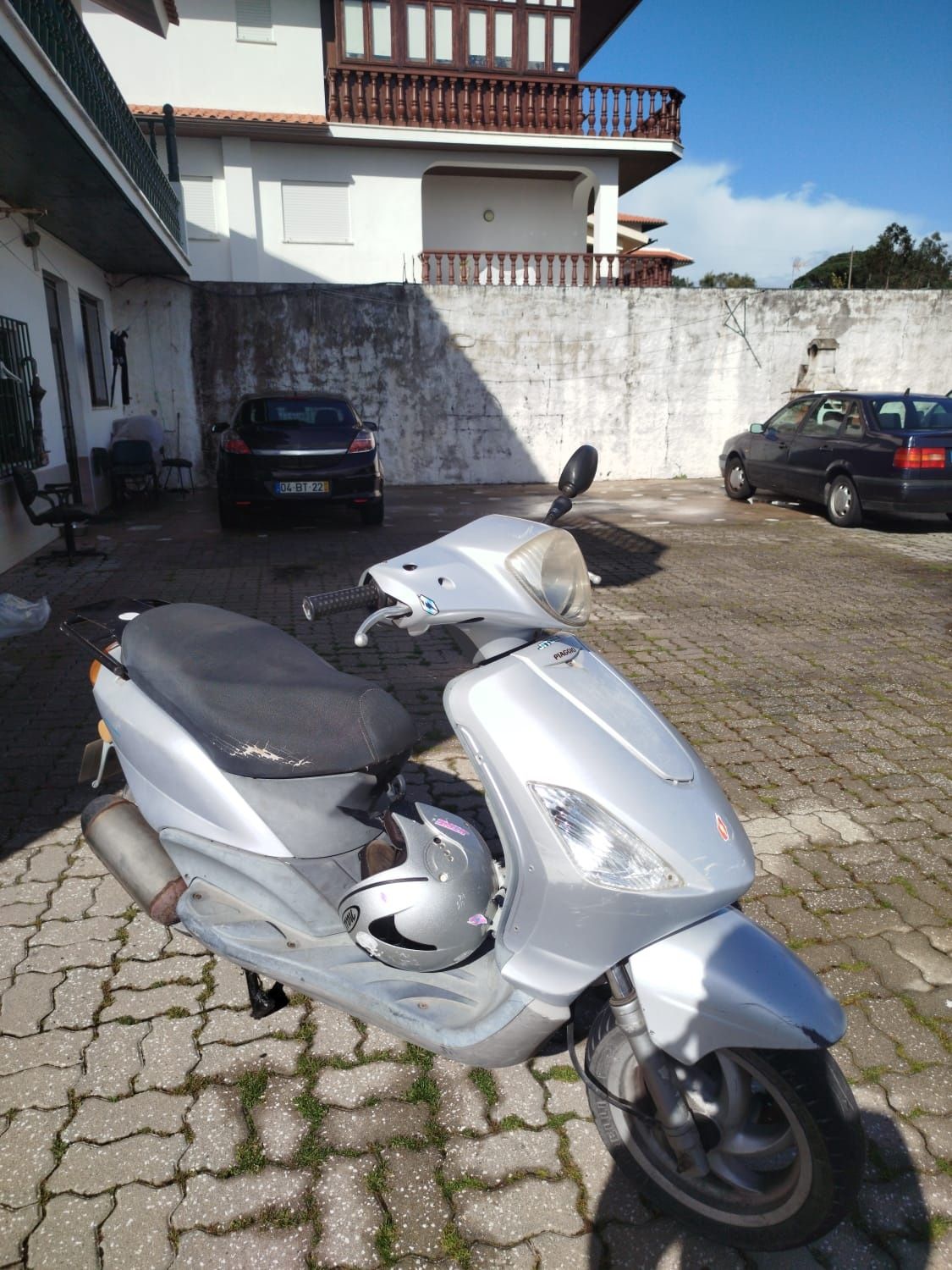 scooter piaggio 50