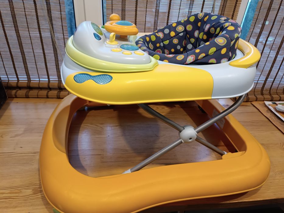 Дитячі ходунки Chicco