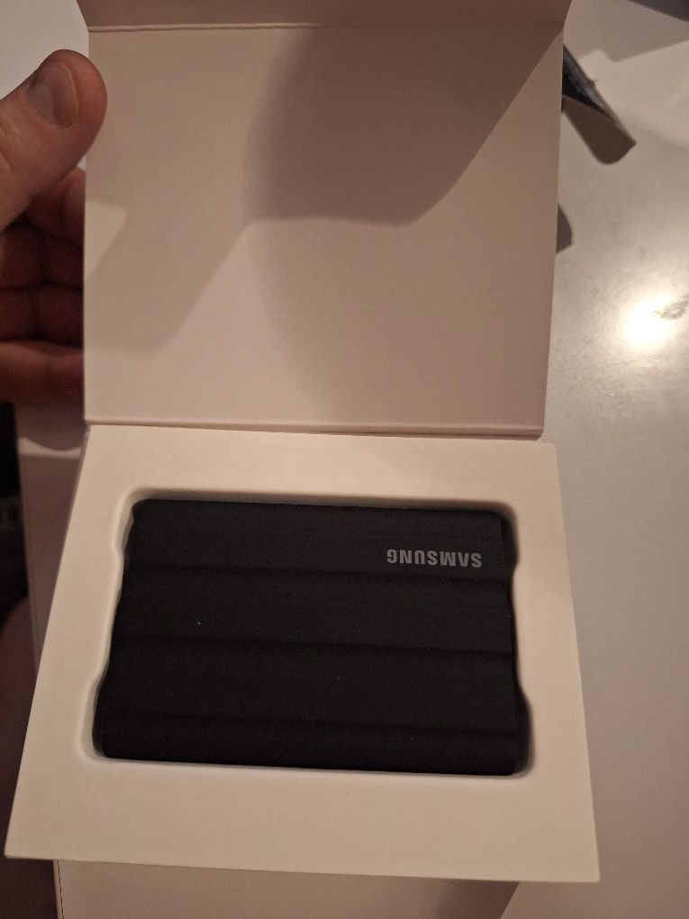 Dysk zewnętrzny 1TB samsung Portable SSD