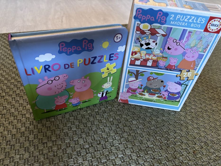 Puzles , livros e bonecos