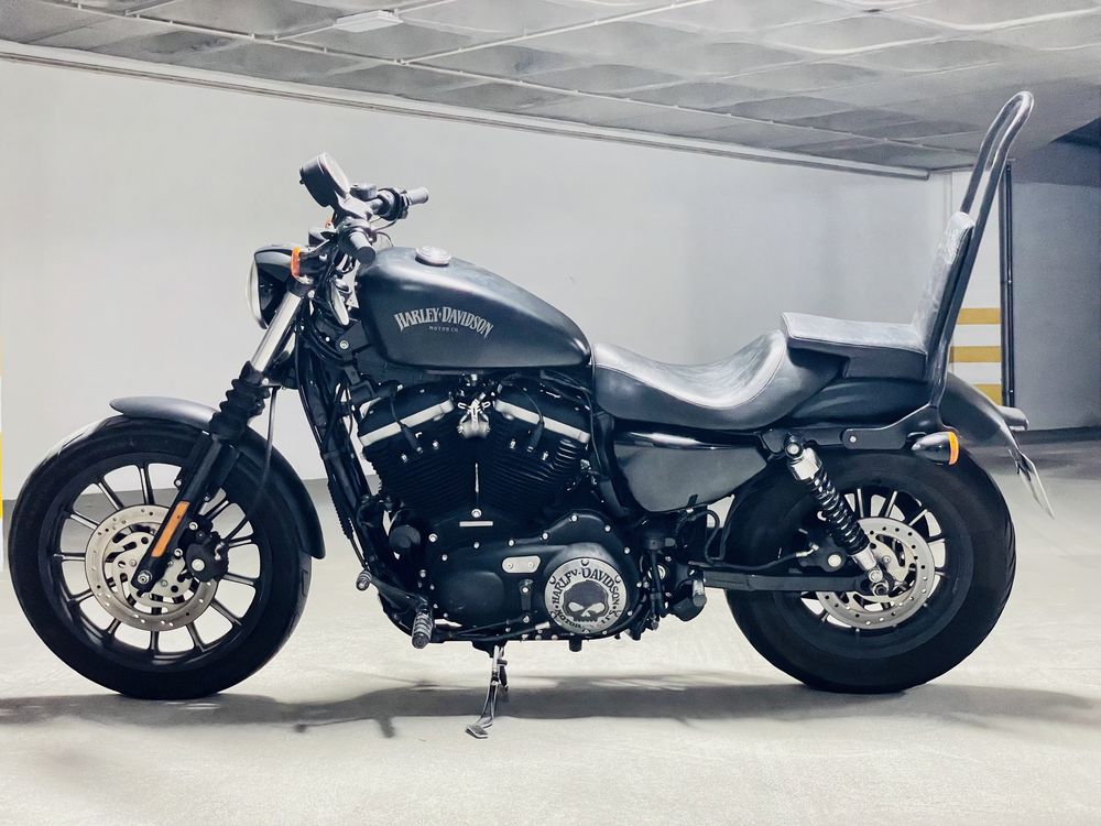 Harley-Davidson 883 IRON