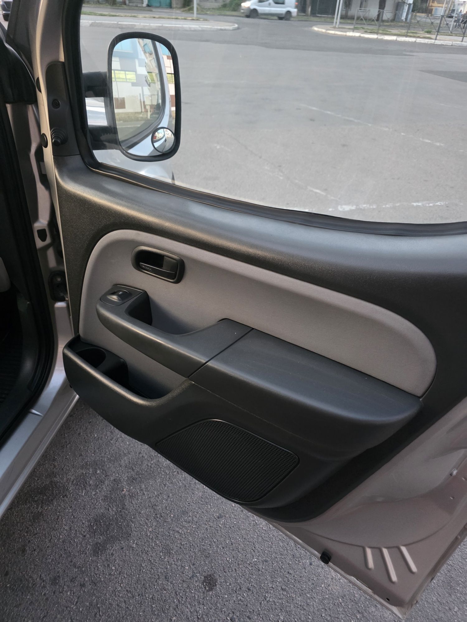Fiat doblo 1.4l 2006 р.