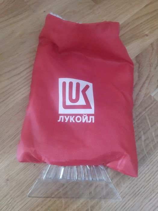 шкребок для автомобільного скла, скребок від снігу