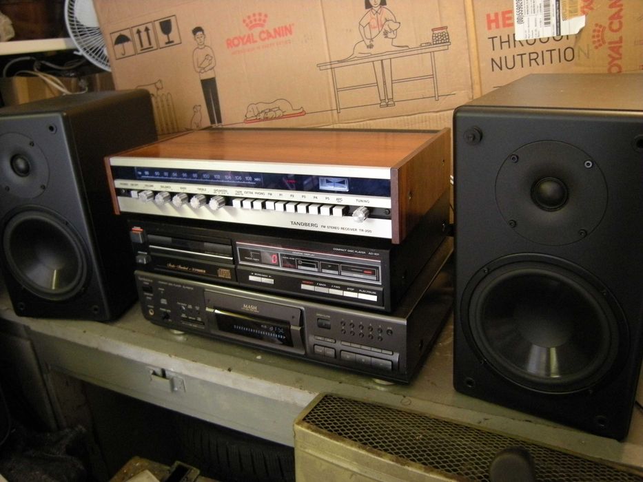 Tandberg TR-200 amplituner