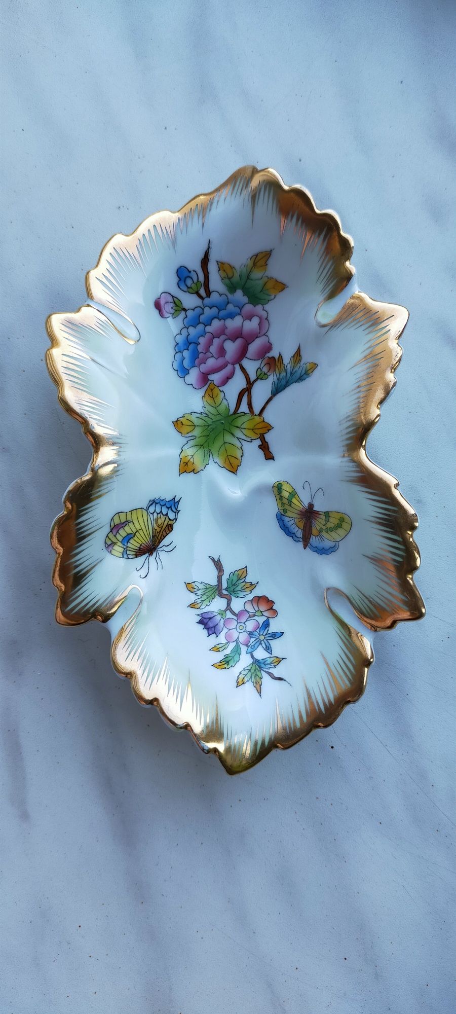 Vintage Herend Hungary Queen Victoria 7724 ręcznie malowana porcelana