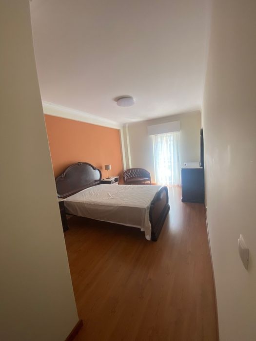 Arrenda-se Apartamento T3, Estoril