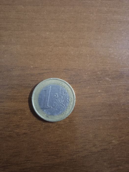 1 Euro монета унікальна єдина перевертиш.